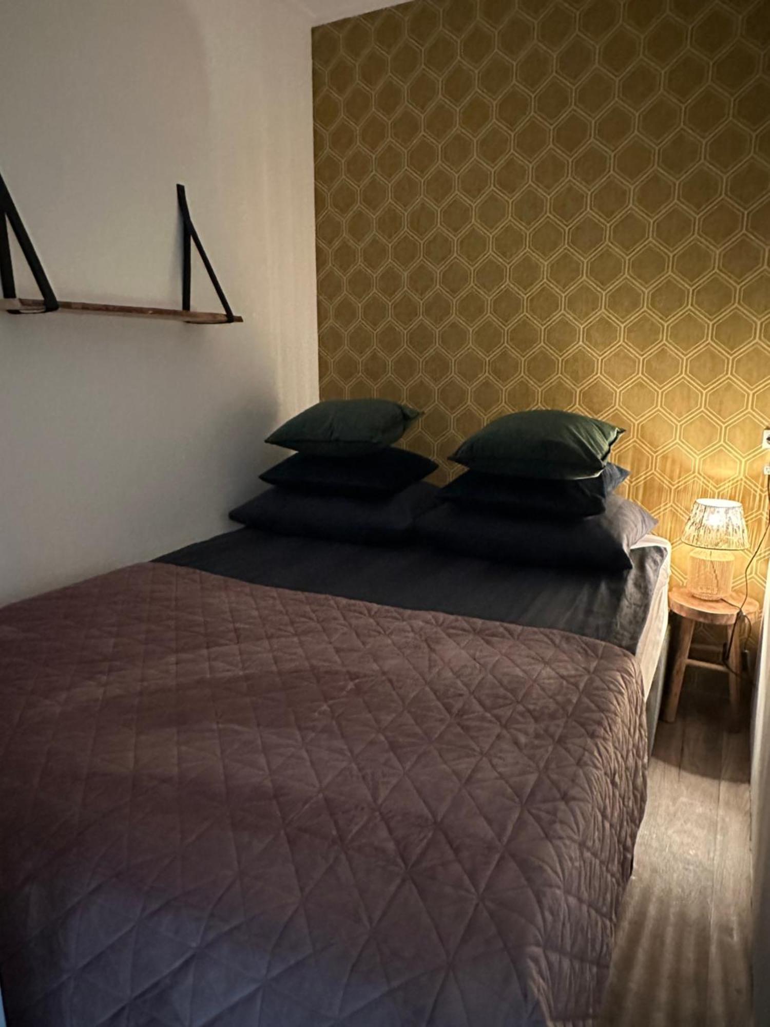 B&B Twente 엔스헤데 외부 사진