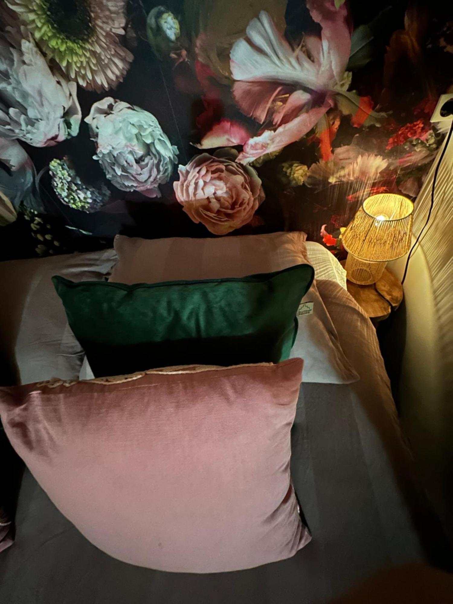 B&B Twente 엔스헤데 외부 사진